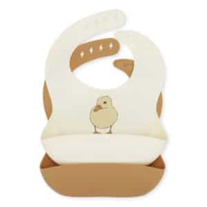 Wijs west Konges Sløjd Konges Sløjd 2 Pack Silicone Bibs Duckling 5712982923806 KONGES-AW22 Verzorging Eten & Drinken Slabbetjes