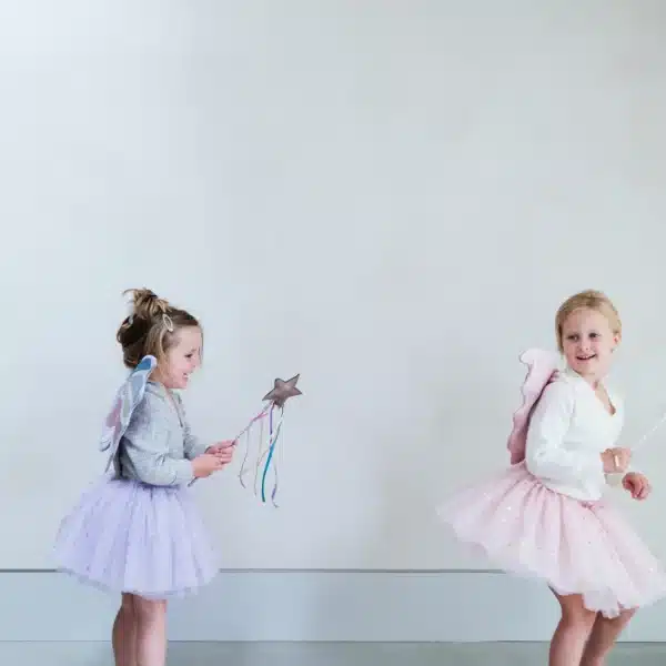 Mimi & Lula Mimi & Lula Regenboog Fairy Toverstaf 5060925058253 Mimi AW24 Speelgoed & Spellen Spelen  Wijs west