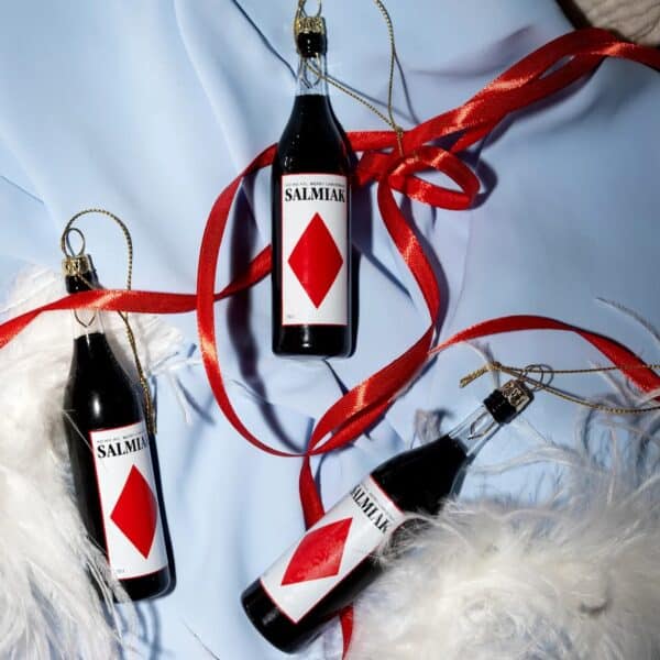 Yup in de boom Yup in de Boom Salmiak Kerstbal 8721008354033 Yup 2024 Home & Living Feest Kerst Wijs west