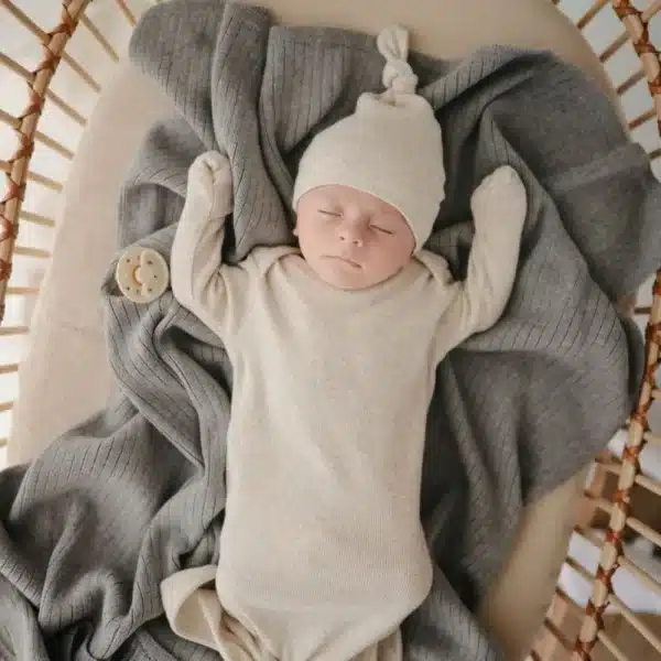Mushie knitted blanket Ribbed Gray Melange