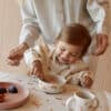 Liewood Liewood Merle Printed Cape Slab Dream / Ecru 5715493447359 Liewood Verzorging Eten & Drinken Slabbetjes Wijs west