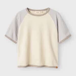 Lil' Atelier Lil' Atelier T-Shirt Turtledove Vapor Blue 5715714497644 Atelier SS25 Kleding & Accessoires Shirts T-shirts Wijs west