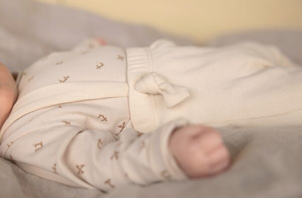 Nixnut Nixnut Suspender Pants Dust 8720963626209 Nixnut SS25 Kleding & Accessoires Baby Broekjes Wijs west