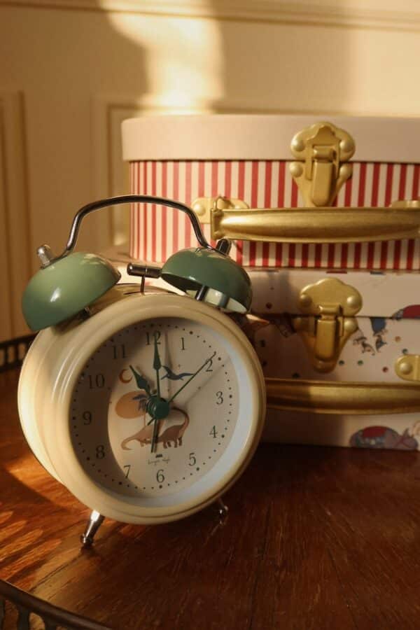Konges Sløjd Konges Sløjd Alarm Clock Dino 5715681010938 Konges SS25 Home & Living Woonaccessoires  Wijs west