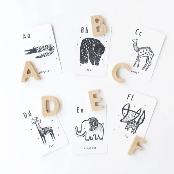 Wee Gallery Animal Alphabet Kaarten