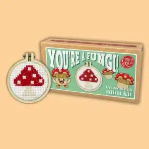 Mini Lucifersdoosje Borduur Kit - You're a Fungi!