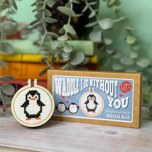Mini Lucifersdoosje Borduur Kit - Waddle I Do Without You
