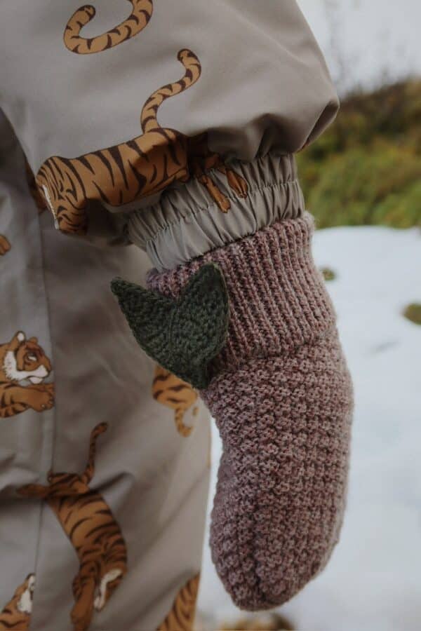Konges Sløjd Konges Sløjd Fruity Mittens Bunny Brown Melange 5715681083727 Konges AW25 Kleding & Accessoires Accessoires Mutsen & Sjaals Wijs west