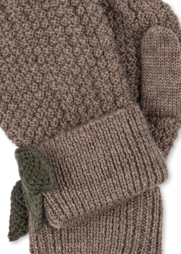 Konges Sløjd Konges Sløjd Fruity Mittens Bunny Brown Melange 5715681083727 Konges AW25 Kleding & Accessoires Accessoires Mutsen & Sjaals Wijs west