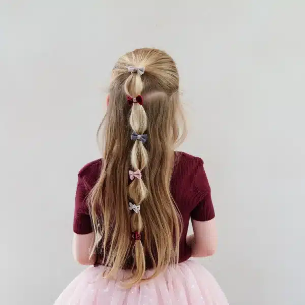 Mimi & Lula Mimi & Lula Christmas Velvet Bow Ponies 5061064831530 Mimi AW25 6 Verzorging Haaraccessoires Wijs west