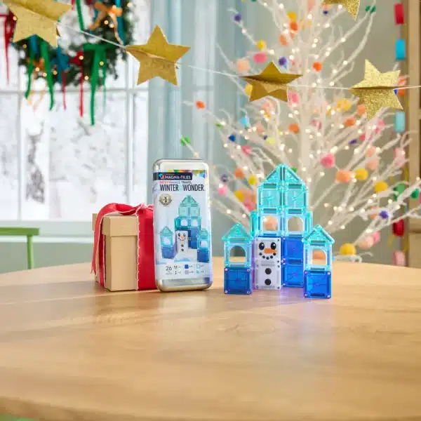 MAGNA-TILES® Winter Wonder 26-piece Travel Set