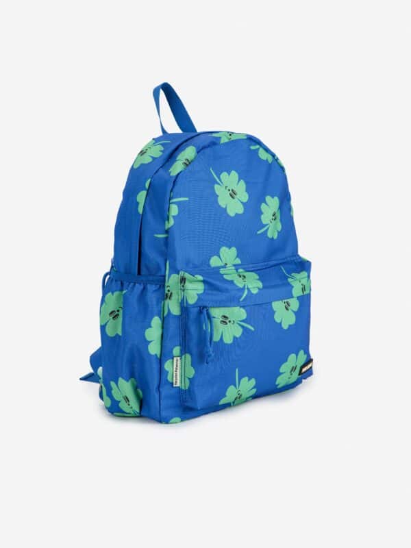 Bobo Choses Bobo Choses Clover All Over School Bag Blue 8445782342030 AW25 Bobo Kleding & Accessoires Tassen & Rugzakken  Wijs west