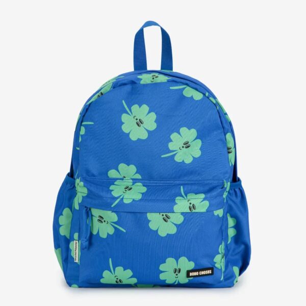 Bobo Choses Bobo Choses Clover All Over School Bag Blue 8445782342030 AW25 Bobo Kleding & Accessoires Tassen & Rugzakken  Wijs west