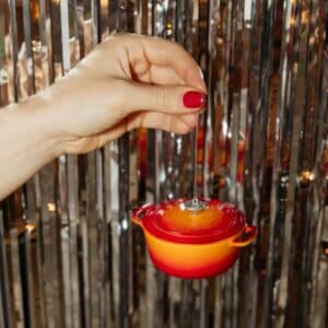 Yup in de Boom Yup in de Boom Gietijzeren Pan Oranje Kerstbal 8721008354668 Yup AW25 Home & Living Feest Kerst Wijs west