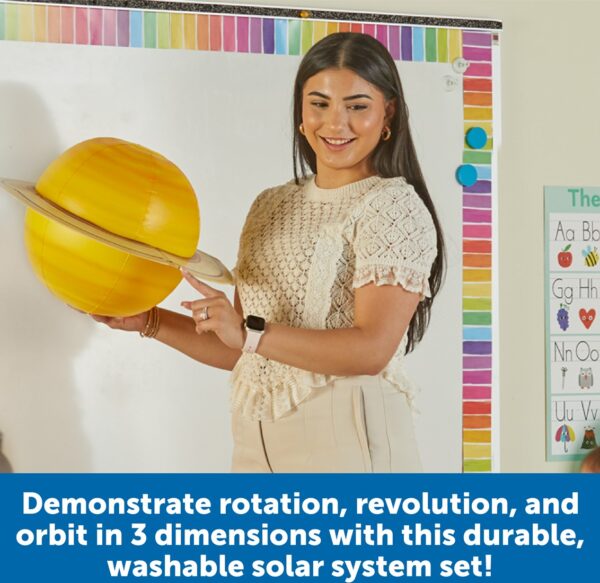 Learning Resources - Giant Inflatable Solar System Set