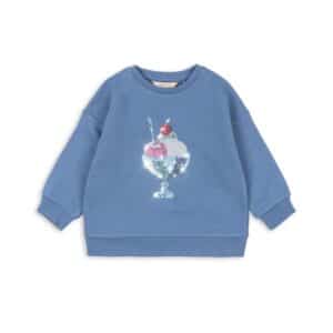 Konges Sløjd Konges Sløjd Loumilla Sweat Shirt Ocs Colony Blue 5715681226452 Konges SS26 Kleding & Accessoires Sweaters & Truien  Wijs west