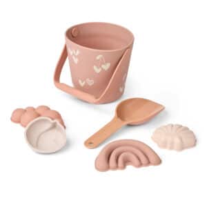 Liewood Liewood Gilma Sweethearts Beach Set Sweethearts / Pale tuscany 5715493533106 Liewood winston Speelgoed & Spellen Buitenspelen