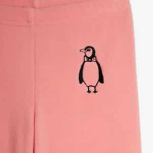 Mini Rodini Mini Rodini Penguin Emb Microfleece Trousers Pink 7332754731941 Rodini AW26 Kleding & Accessoires Jassen