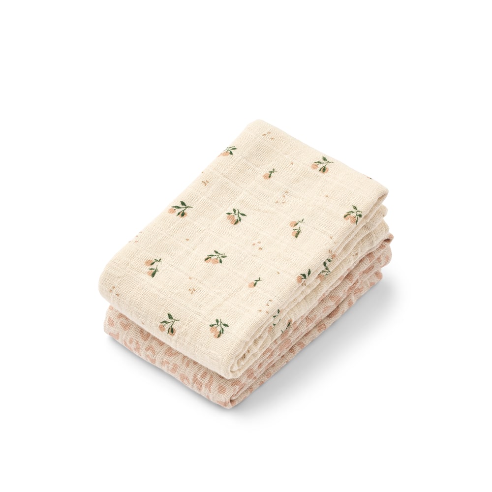 Hydrofiele doeken van Liewood met Mini Leo-print in Mini Peach Mix