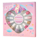 Grote kindernagellak set eenhoorn van Souza met flesjes nagellak en nagelstickers in een hartvormige verpakking