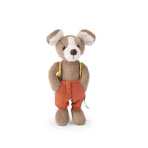 Bruin-wit Moulin Roty knuffelhondje Jack in een roestrode tuinbroek met gele bretels